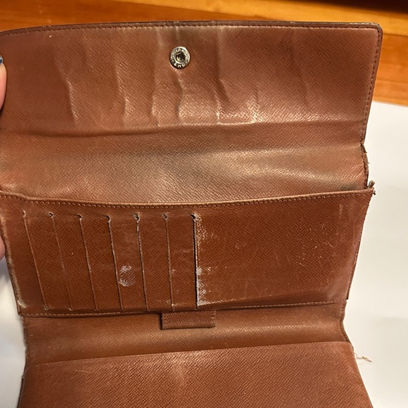 Louis Vuitton Brown and Tan Monogram Wallet - Picture 3 of 10